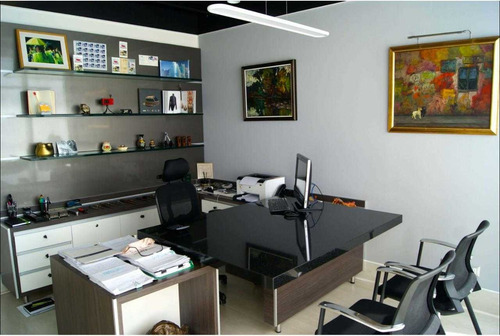 Venta De Oficinas 210 M2 , Piso 16, . Estacionamientos 8
