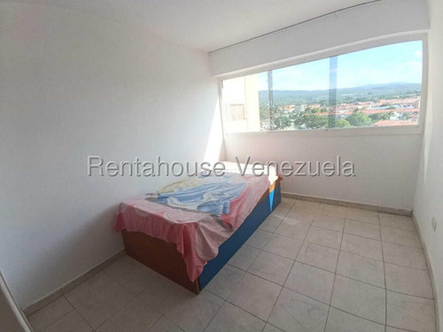 25-24541* Nataly Zambrano Te Ofrece Este Economico Y Amplio Apartamento (1 Nivel) En Alquiler En Centro