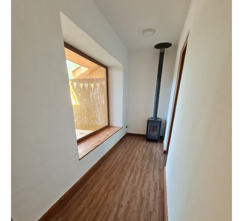 Muy Acogedora Casa Interior, Iluminada, 2d, Patio