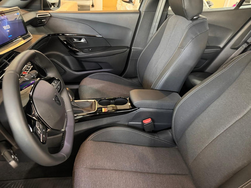 Peugeot 2008 1.0T Allure