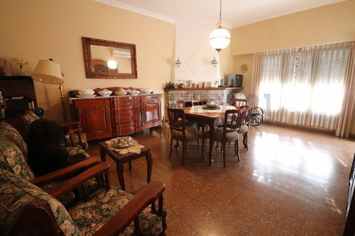 Imagen 1 de 30 de Hermosa Casa Con Galpón En San Fernando!!