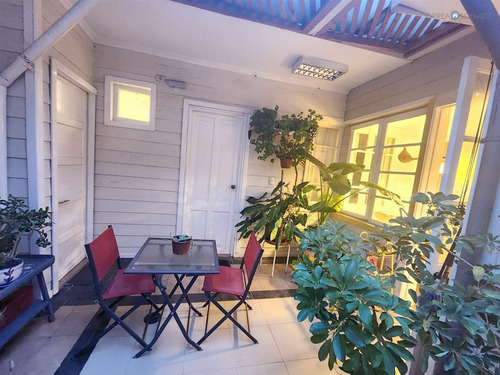 Casa En Venta De 5 Dorm. En Rancagua Centro