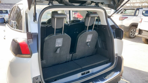 Imagen 6 de 11 de Peugeot 5008 Allure 7 Asientos Automatica 2018 - Usada