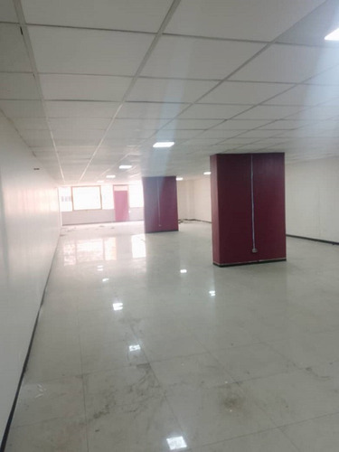 Se Vende O Alquila Con Opcion A Compra Local/oficina - Ubicación Estratégica En La Av. Lecuna, Caracas (jll)