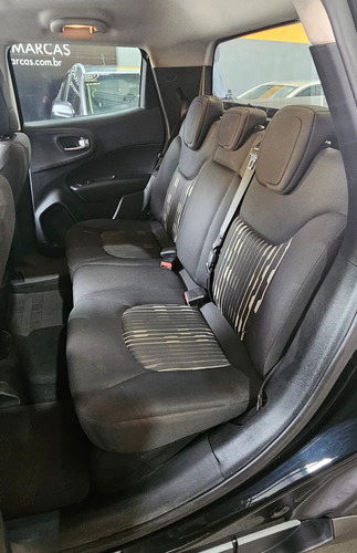 Fiat Toro 2.4 16v Freedom Flex 4x2 Aut. 4p