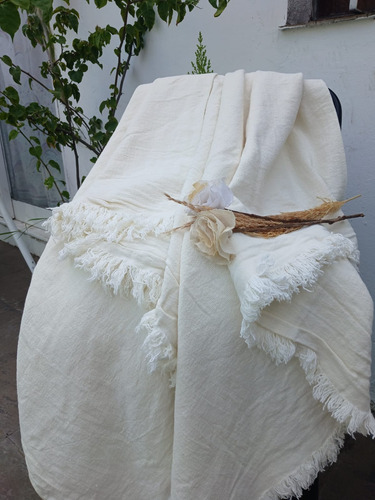 Manta Tussor Con Flecos Pie De Cama Y Cubre Sillon Crema Lisa