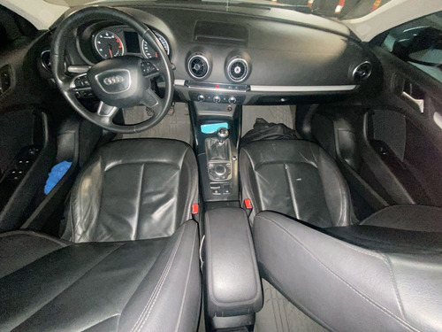 Imagen 14 de 25 de Audi A3 1.2 Turbo Hatchback 2014