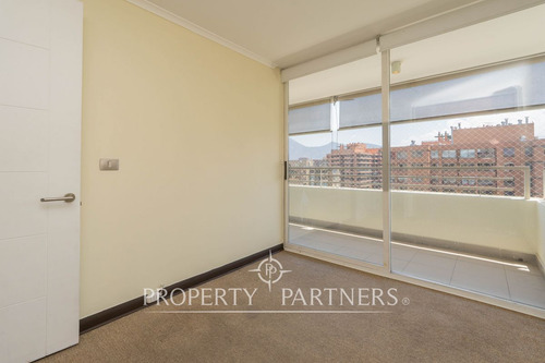 Departamento Con Inmejorable Vista Norte A Pasos D...