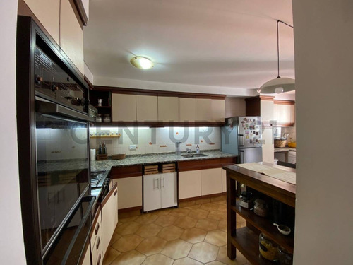 Imagen 10 de 30 de Ph De 3 Ambientes En Venta En Lomas De Zamora Con Patio, En Planta Baja