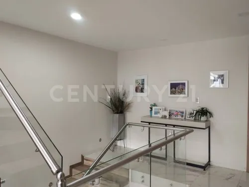 Venta Casa Fraccionamiento Bosques De Zavaleta!!