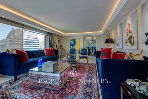 Departamento Remodelado En Isidora Goyenechea, Amp...