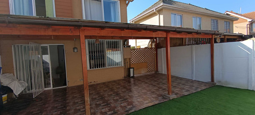 Casa En Excelente Condición Altos Del Raco. (100918)