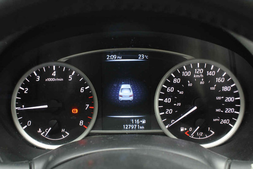 Imagen 14 de 15 de Nissan Sentra 2017 4p Advance L4/1.8 Man