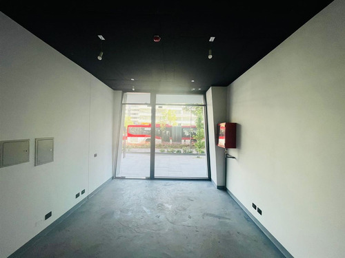 Nuevo Local Comercial Strip Arriendo.las Condes/carmelitas