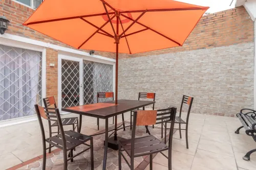 Casa En Venta En Batán. Cod V8277