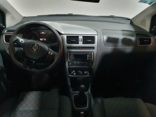Imagen 16 de 25 de Volkswagen Suran 1.6 Confortline 2016 C/gnc Concesionario Lp