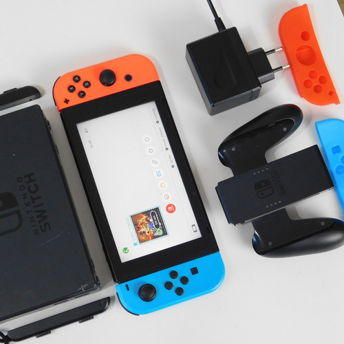 Nintendo Switch V2 Standard Cor Vermelho E Preto Preto (Usado)
