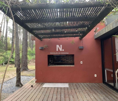 Casa A La Venta En La Barra De 3 Dormitorios.- Ref: 4193