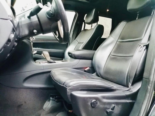 Imagen 10 de 13 de Jeep Grand Cherokee 2017 Limited Lujo