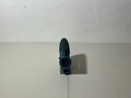 Makita Cxt Caladora 12v Vj04 - Usada Sin Bateria Ni Cargador (Usado)