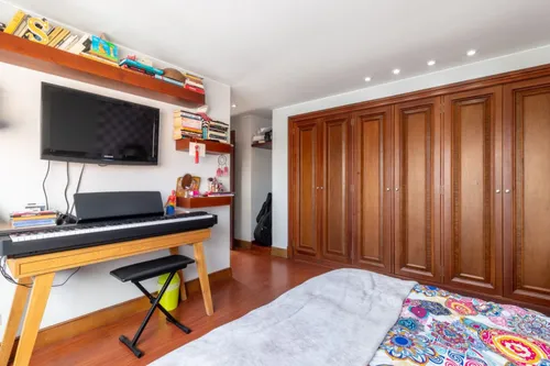 Apartamento En Venta En San Patricio. Cod V20979