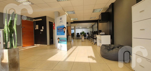 Imagen 3 de 27 de Venta Oficina - La Plata