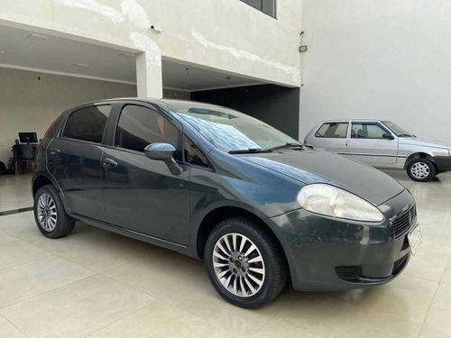Imagem 3 de 15 de Fiat Punto 1.4 8v 4p 2010