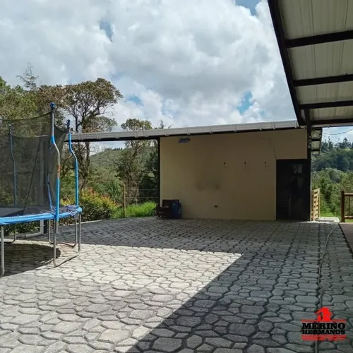 Casa-finca En Arriendo En Guarne - La Honda