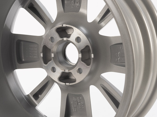 Imagen 5 de 9 de Llanta 16 Renault Logan 1.5 Dci Confort