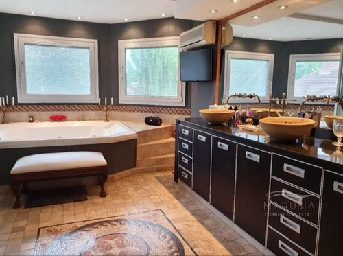 Venta O Alquiler Casa De 5 Dormitorios En Mayling
