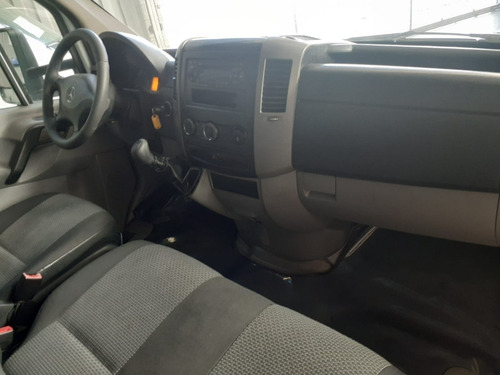 Imagem 6 de 12 de Sprinter 311 2014 Baú Com Ar Dirige Com Cnh B