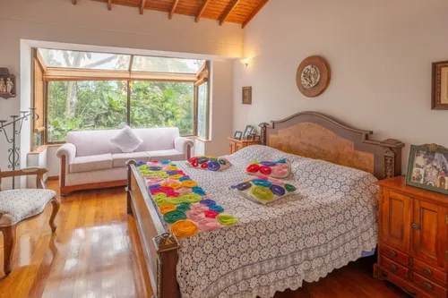 Casa En Venta En Loma De Los Balsos. Cod V16245