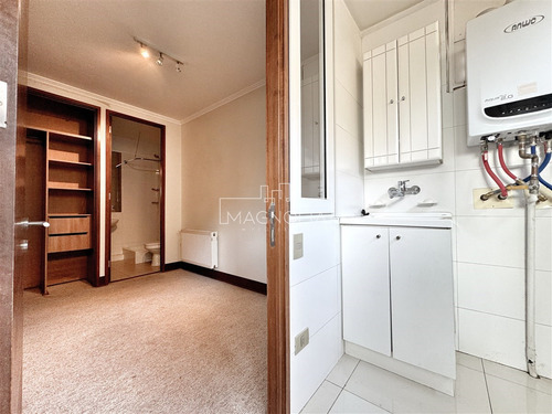 Departamento En Venta De 4 Dorm. En Lo Barnechea