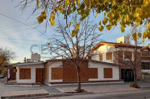 Venta Casa En Dorrego Gllén