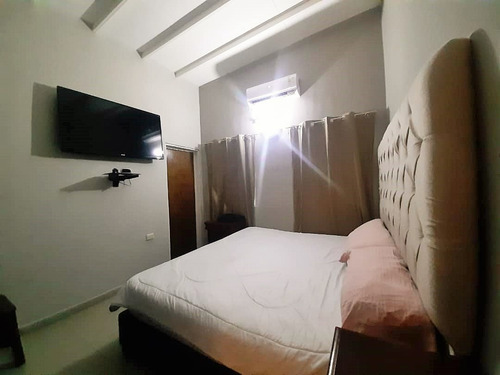 Imagen 8 de 14 de Casa En Venta Urb. Los Olivos, Carretera Vía La Toscana