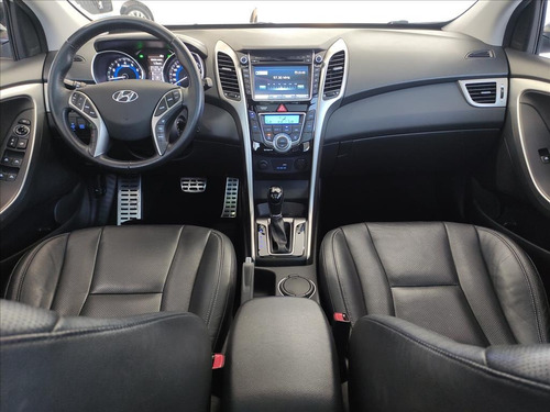 Imagem 10 de 12 de I30 1.8 Mpi 16v Gasolina 4p Automatico