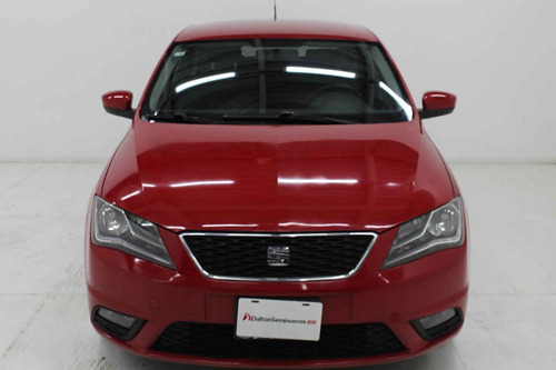 Imagen 8 de 15 de Seat Toledo 2015 4 Cilindros