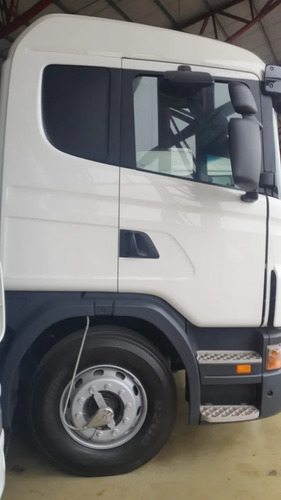 Imagen 11 de 15 de Scania R420 2010 4x2 Cabina Alta C/dormitorio
