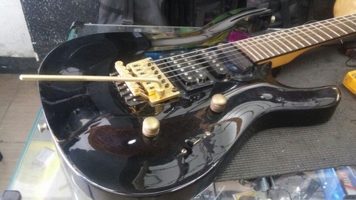 Guitarra EpiPhone 435i Super Strat Gloss Black