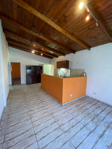 Venta Casa 4 Ambientes Jose C. Paz - Laprida -