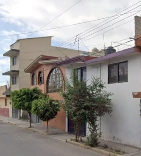 Propiedad Con Excelente Ubicacion En Puebla, 3 Recamaras, 2 Baños, 2 Lugars De Estacionamiento