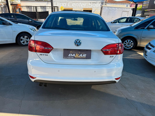 Volkswagen Jetta 2.0 Comfortline Flex 4p Automática
