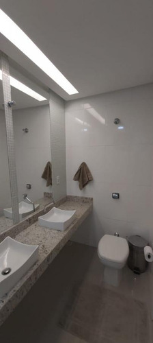 Casa Para Venda Em Volta Redonda, Marina Godoy, 3 Dormitórios, 1 Suíte, 4 Banheiros, 1 Vaga - 028_2-205682