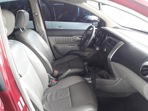 Nissan Livina 1.6 Sl 16v Flex 4p Manual