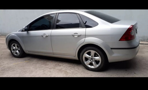 Ford Focus II 1.6 trend exe sedan