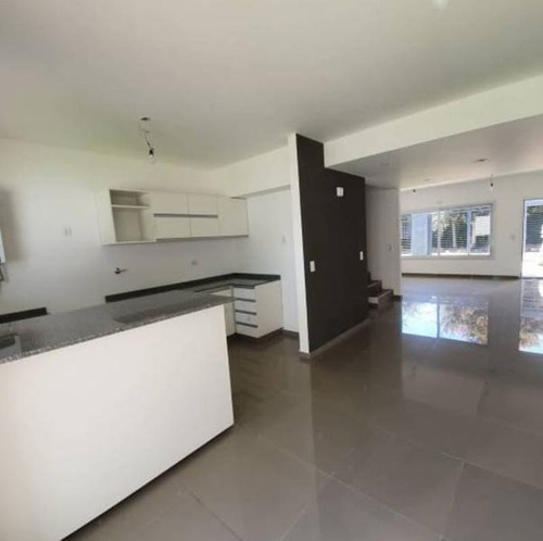 Imagen 3 de 17 de Casa Duplex 4 Ambientes En Venta- A Estrenar - Zona Ituzaingo - Financia Toma Menor Valor