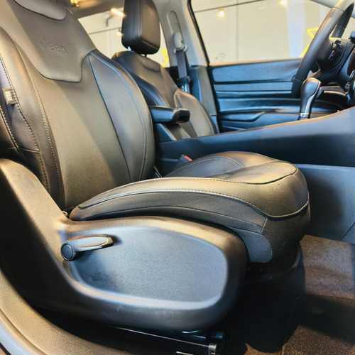 Jeep Compass LONG. T270 1.3 TB 4x2 Flex Aut.
