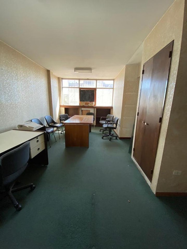 Imagen 2 de 3 de Oficina En Tribunales La Plata - Dacal Bienes Raices