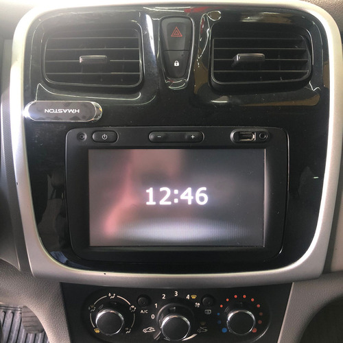 Renault Logan Logan Expression 1.0 12V SCe (Flex)