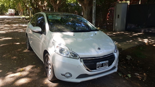 Peugeot 208 1.6 Allure Touchscreen 2015